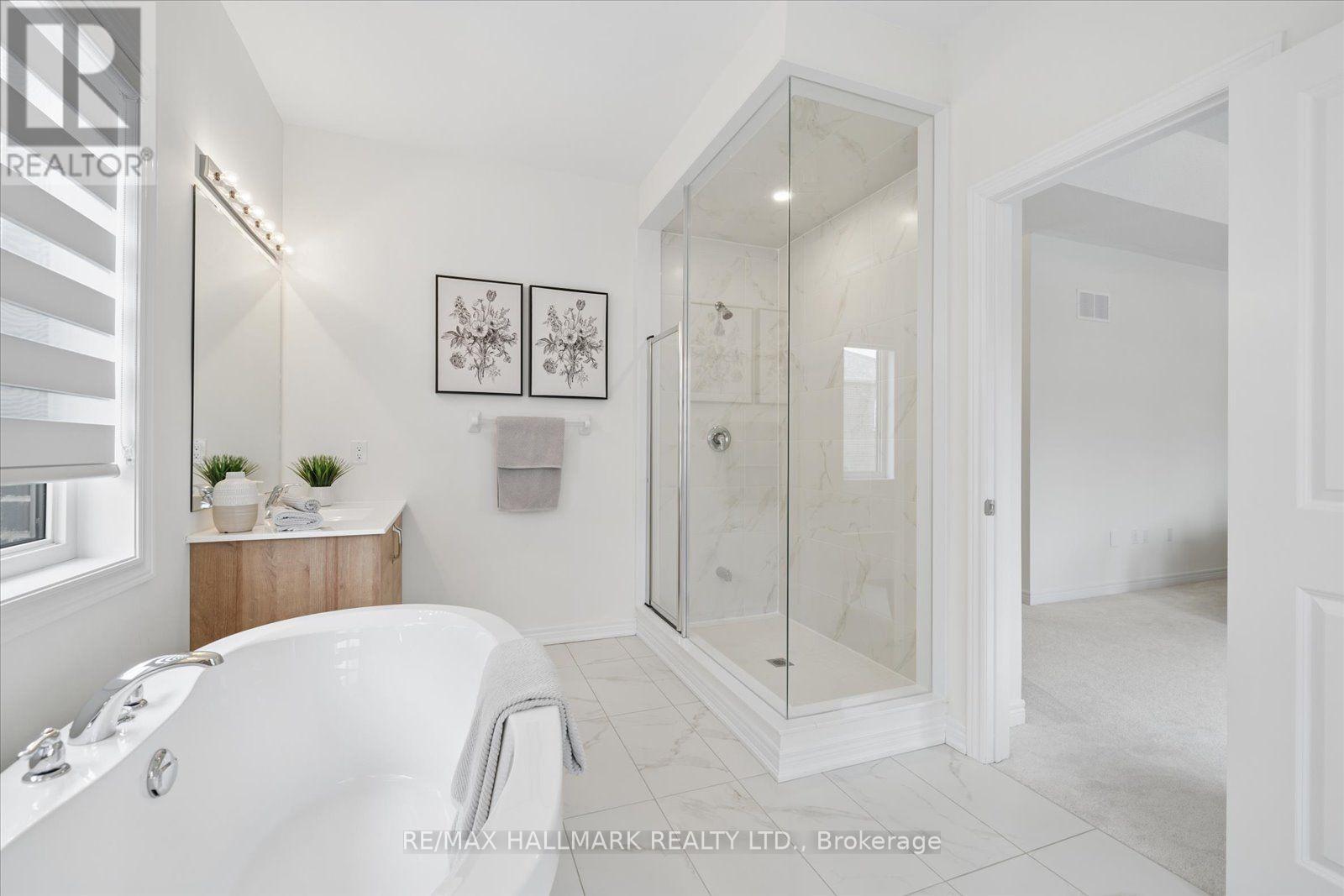 28 Sambro Lane, Whitchurch-Stouffville, Ontario  L4A 0S1 - Photo 27 - N12913864