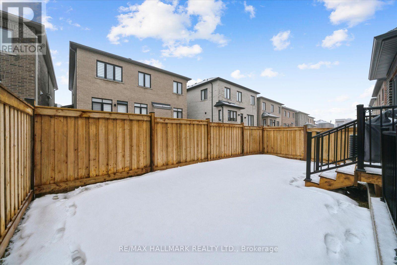 28 Sambro Lane, Whitchurch-Stouffville, Ontario  L4A 0S1 - Photo 46 - N12913864