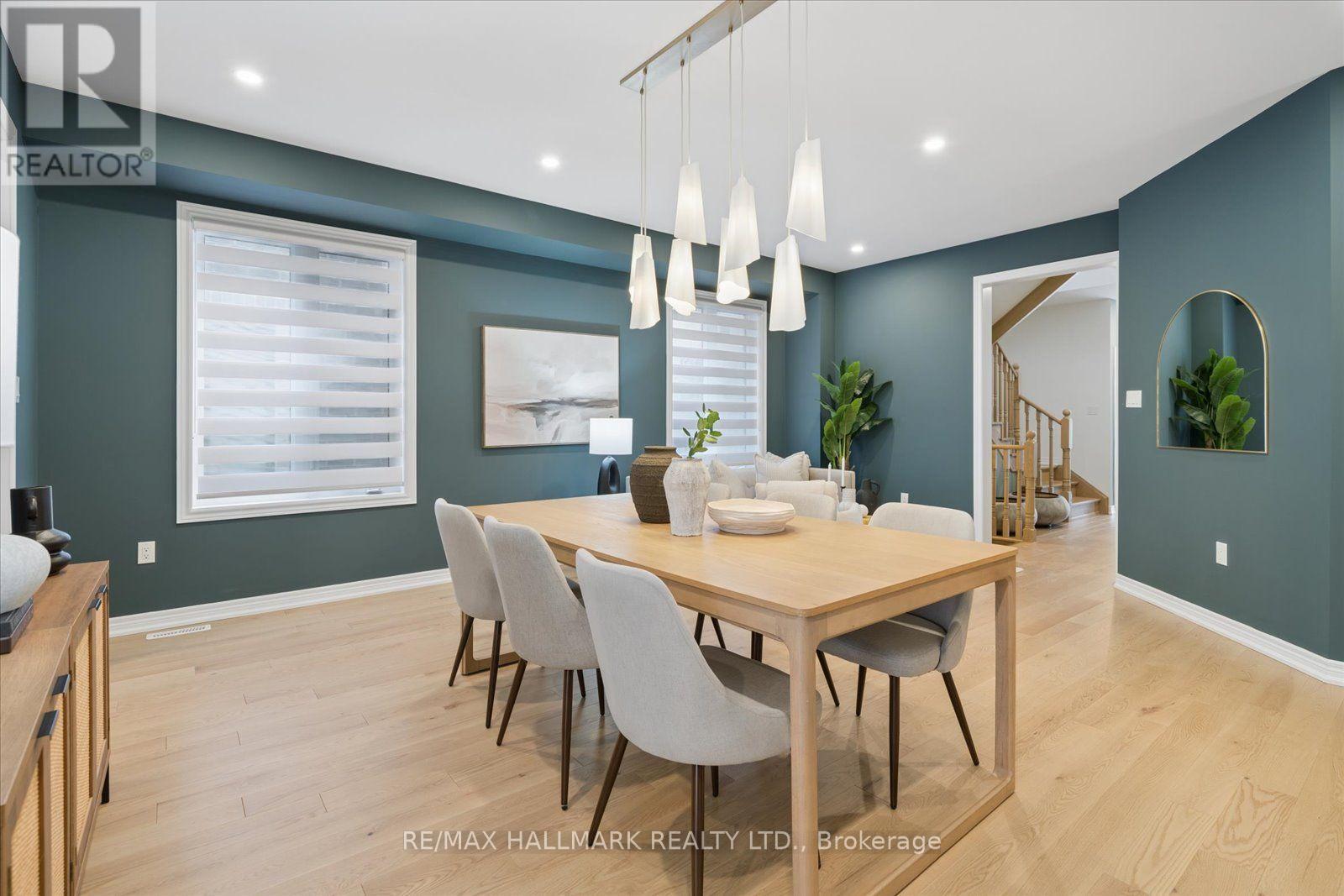 28 Sambro Lane, Whitchurch-Stouffville, Ontario  L4A 0S1 - Photo 9 - N12913864