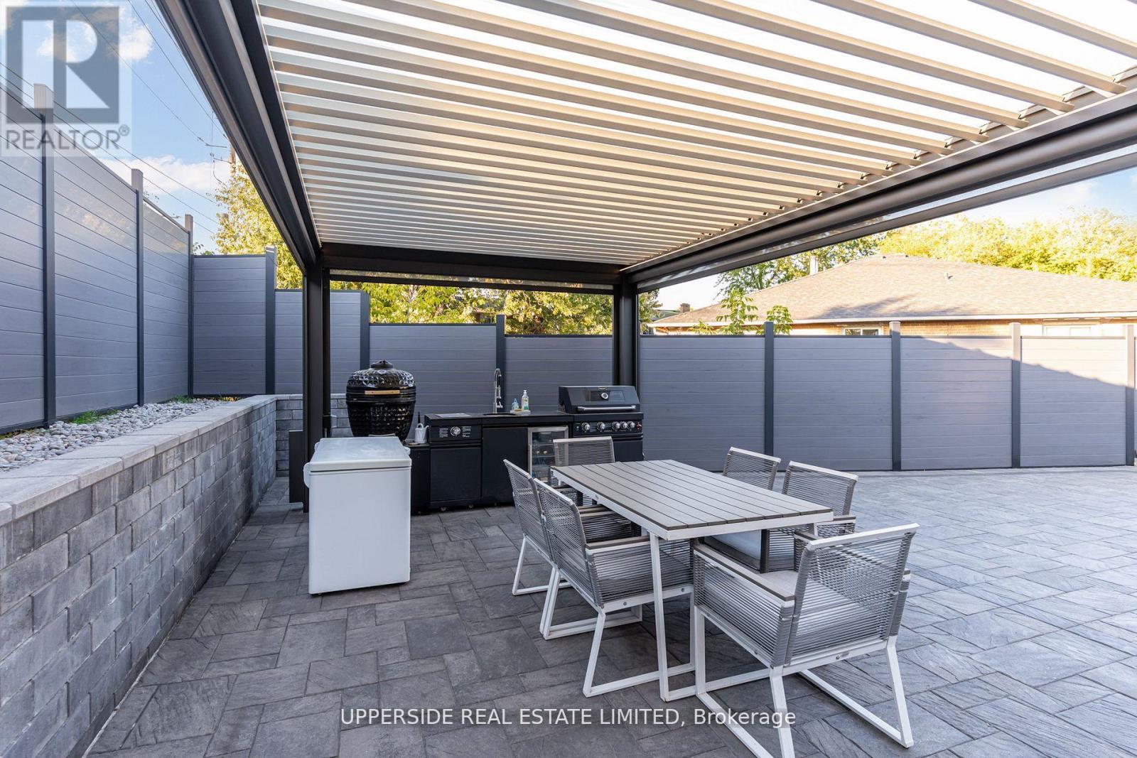 61 Marlin Court, Newmarket, Ontario  L3Y 2W7 - Photo 27 - N12913866