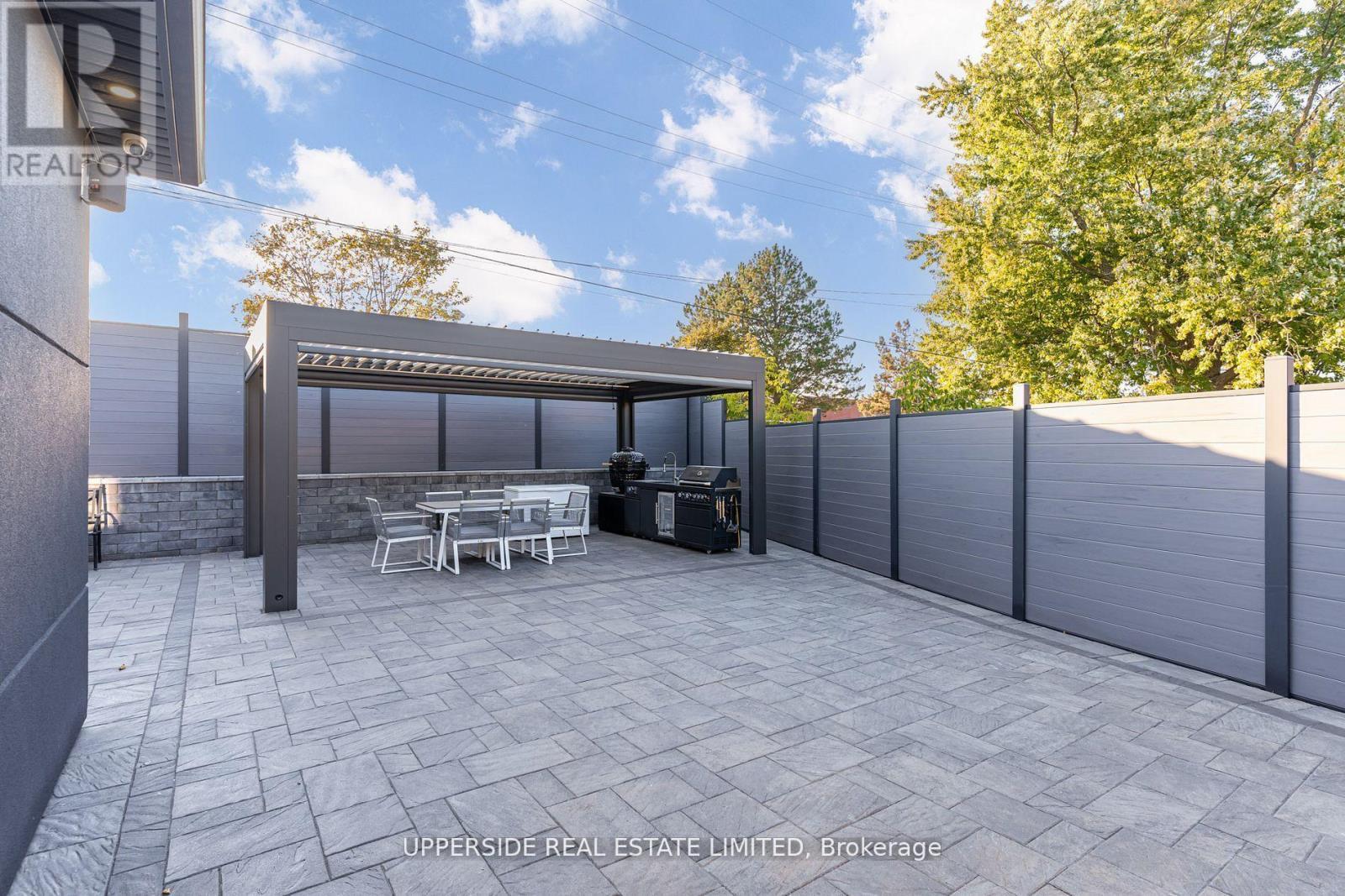 61 Marlin Court, Newmarket, Ontario  L3Y 2W7 - Photo 29 - N12913866