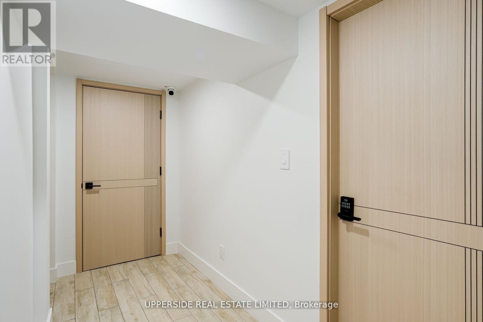 61 Marlin Court, Newmarket, Ontario  L3Y 2W7 - Photo 32 - N12913866