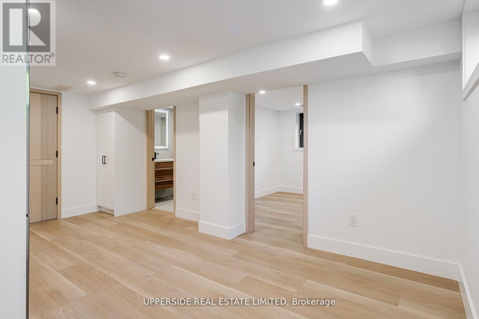 61 Marlin Court, Newmarket, Ontario  L3Y 2W7 - Photo 35 - N12913866