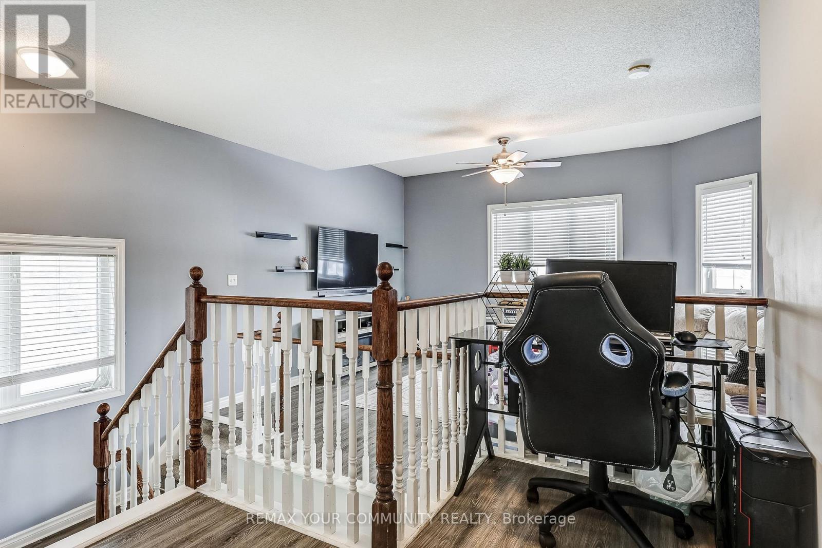 2 Laurelbank Crescent, Georgina, Ontario  L4P 4H6 - Photo 28 - N12913896