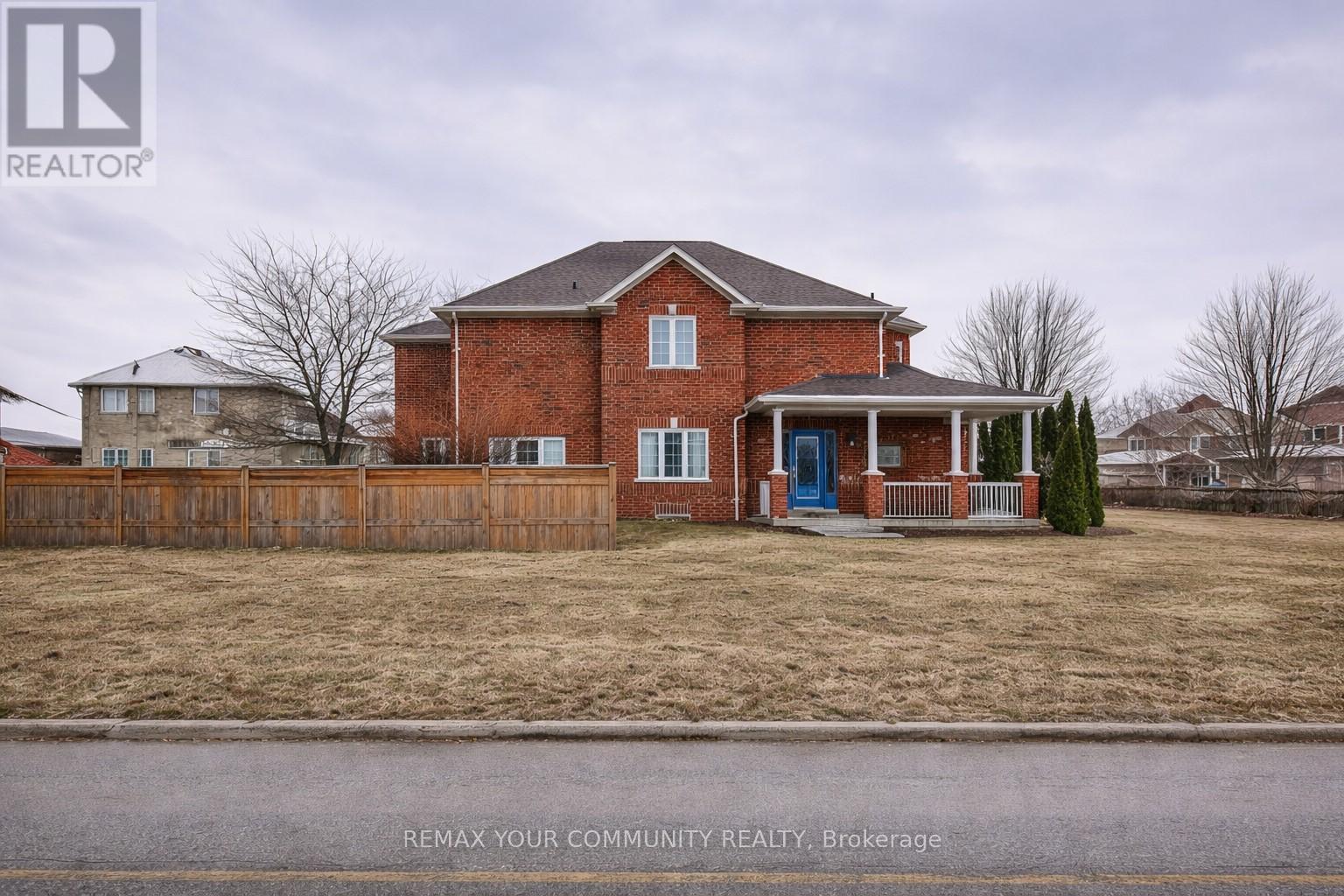 2 Laurelbank Crescent, Georgina, Ontario  L4P 4H6 - Photo 3 - N12913896