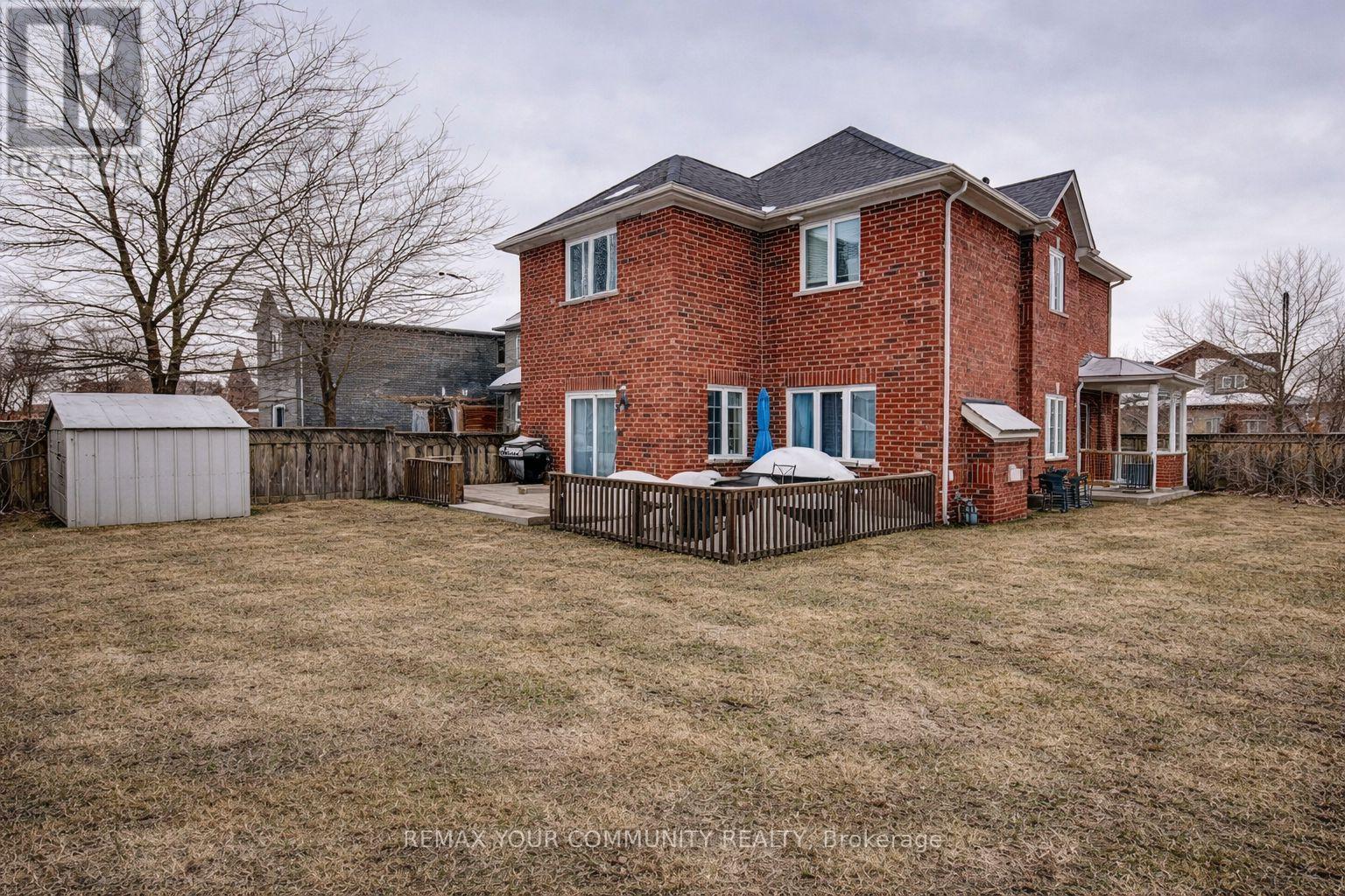 2 Laurelbank Crescent, Georgina, Ontario  L4P 4H6 - Photo 46 - N12913896