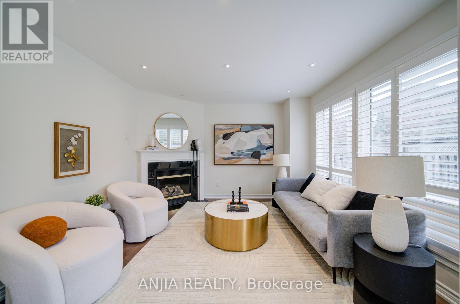 96 Castlemore Avenue, Markham, Ontario  L6C 2G9 - Photo 19 - N12913900