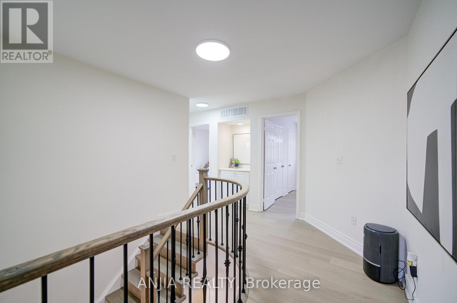 96 Castlemore Avenue, Markham, Ontario  L6C 2G9 - Photo 24 - N12913900