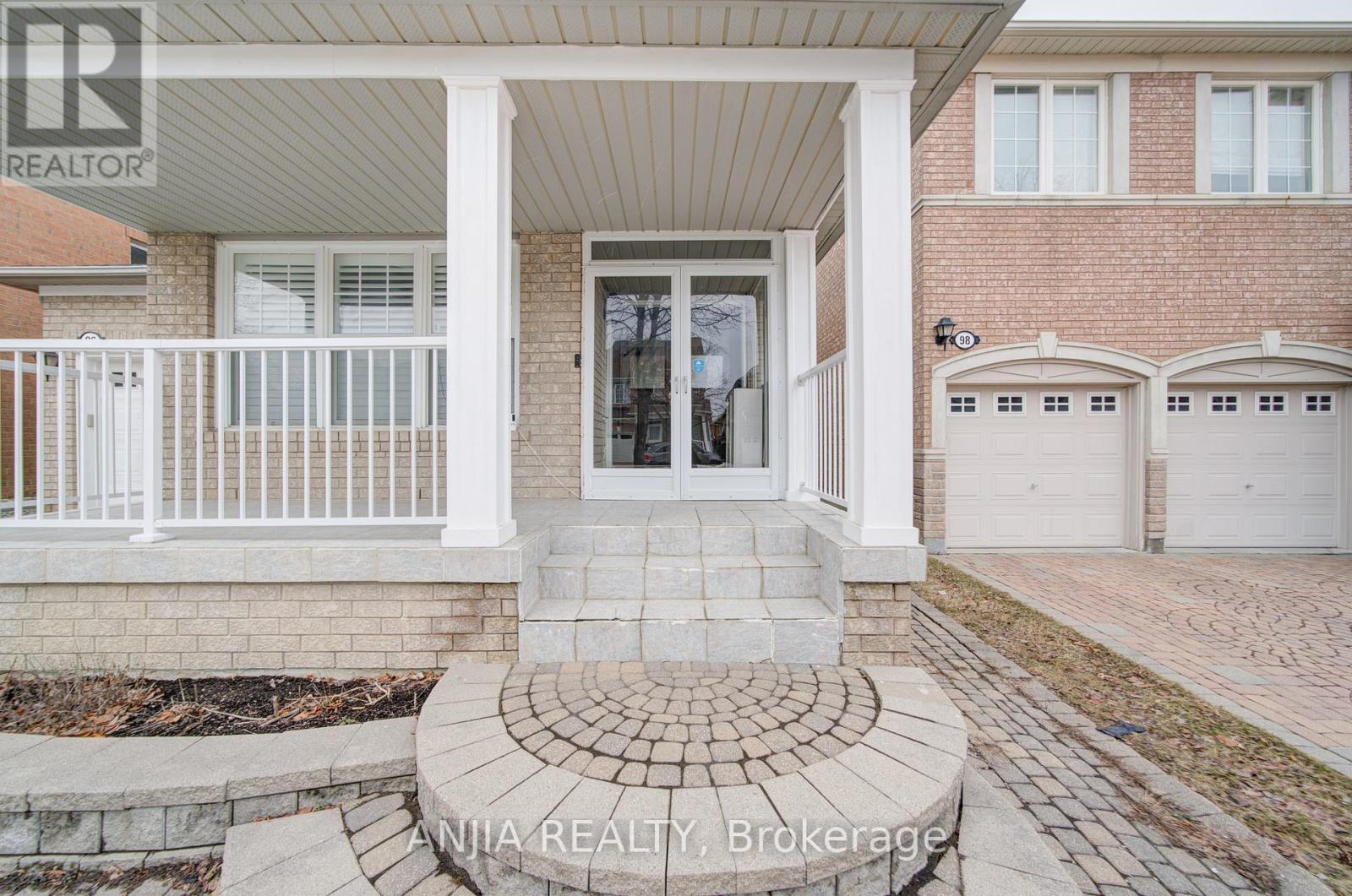 96 Castlemore Avenue, Markham, Ontario  L6C 2G9 - Photo 7 - N12913900