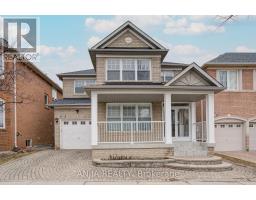 96 CASTLEMORE AVENUE, Markham, Ontario