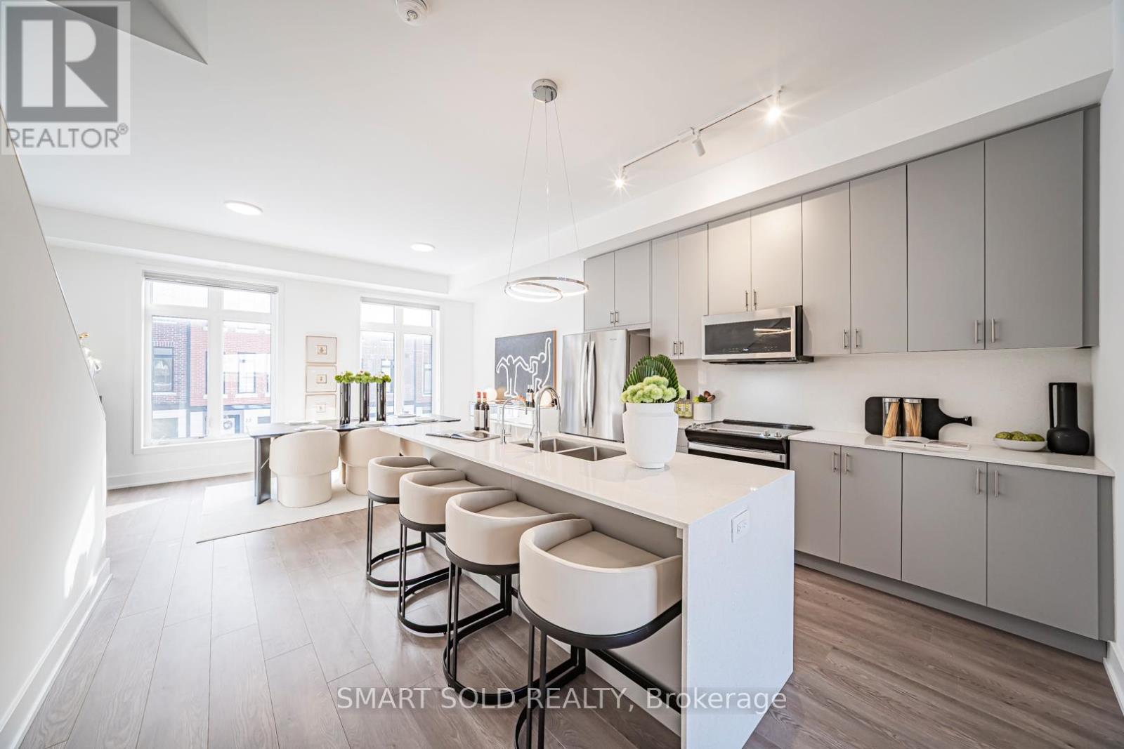 22 Chestnut Court, Aurora, Ontario  L4G 7C4 - Photo 20 - N12913922