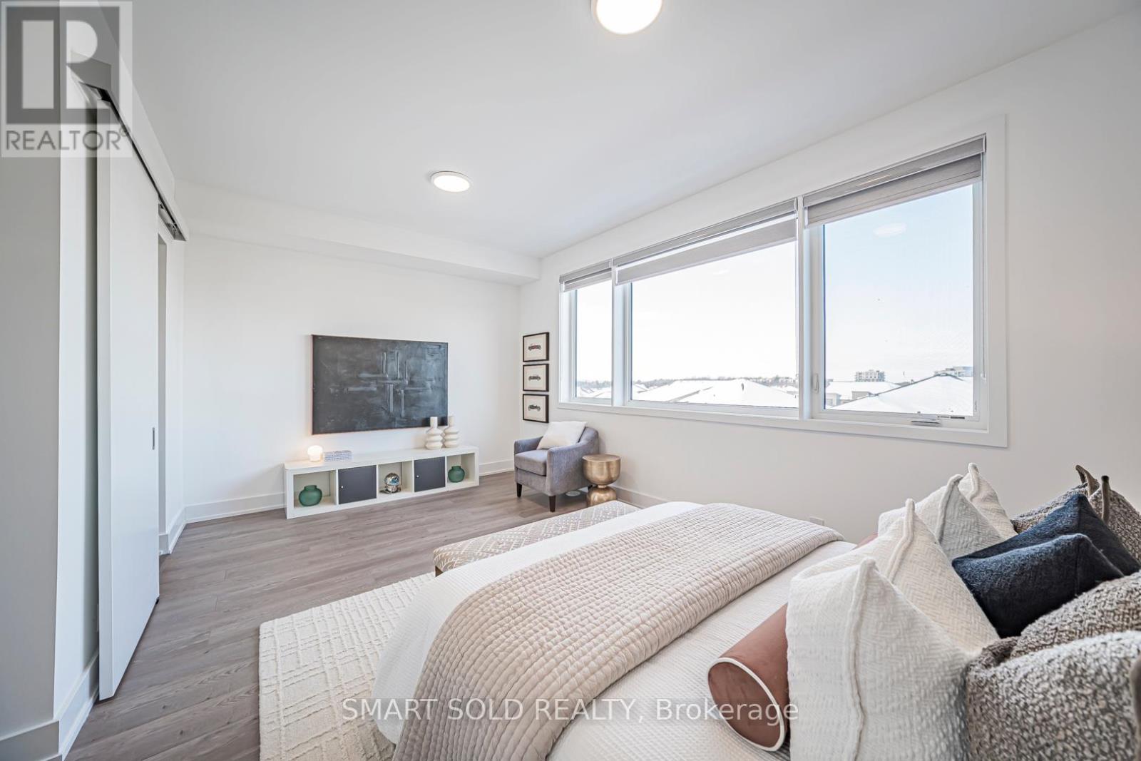 22 Chestnut Court, Aurora, Ontario  L4G 7C4 - Photo 32 - N12913922