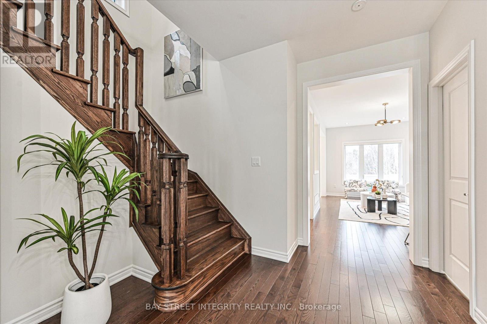 45 Portage Avenue, Richmond Hill, Ontario L4E 2Z5 - Photo 11 - N12913956