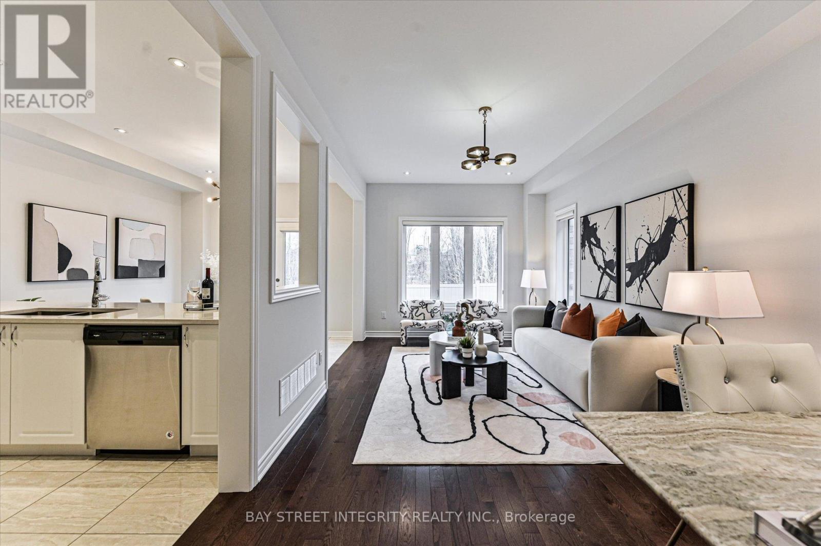 45 Portage Avenue, Richmond Hill, Ontario L4E 2Z5 - Photo 12 - N12913956