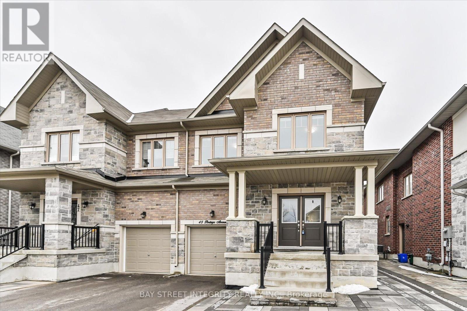 45 Portage Avenue, Richmond Hill, Ontario L4E 2Z5 - Photo 2 - N12913956