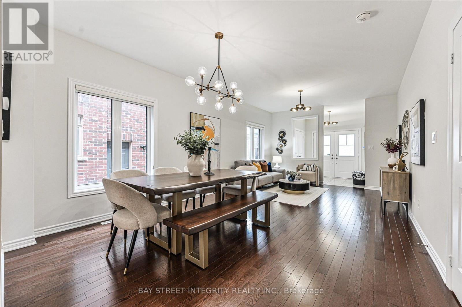 45 Portage Avenue, Richmond Hill, Ontario L4E 2Z5 - Photo 9 - N12913956