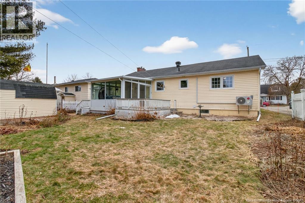 10 Sherwood, Riverview, New Brunswick  E1B 3X7 - Photo 7 - NB135623
