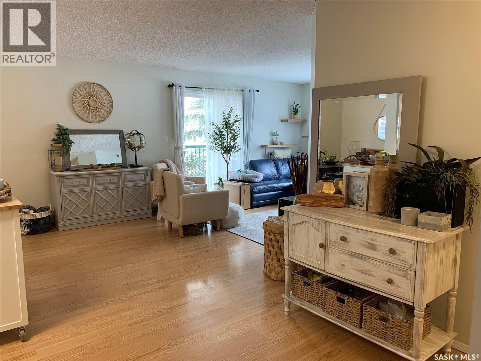 203 740 9th Street, Humboldt, Saskatchewan  S0K 2A0 - Photo 5 - SK031154