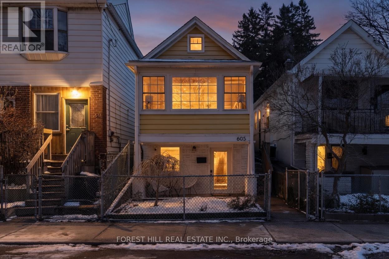 605 Craven Road, Toronto, Ontario  M4L 2Z6 - Photo 15 - E12913170