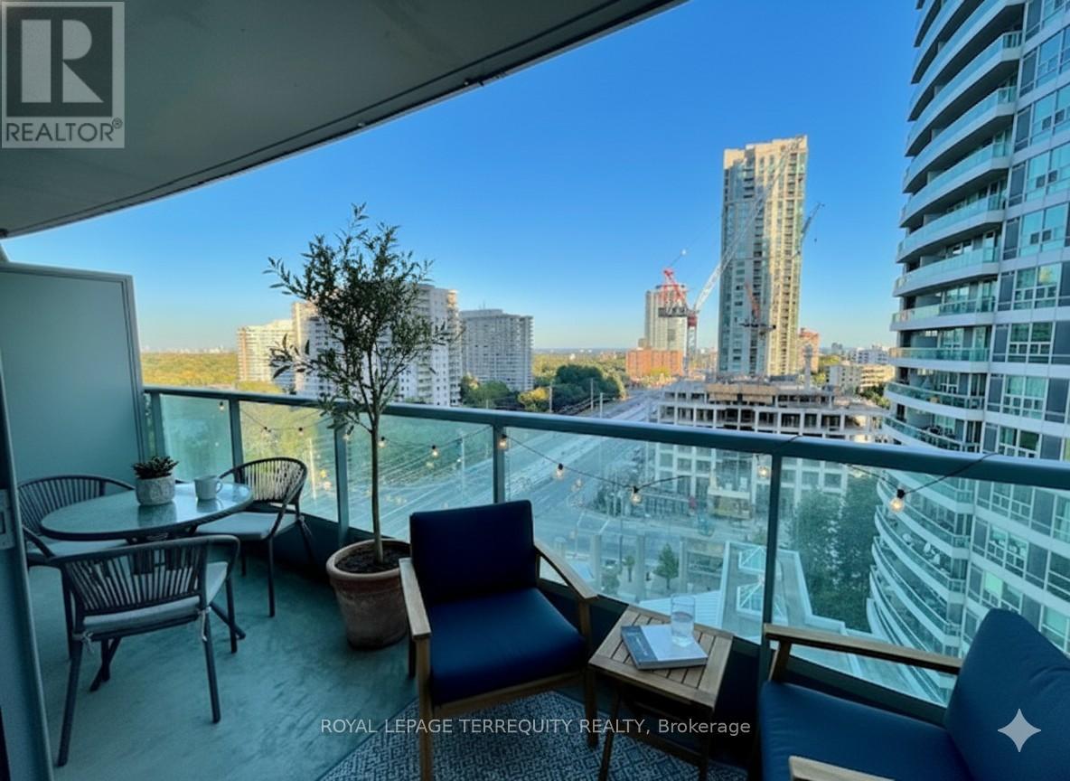 1104 - 1 Elm Drive W, Mississauga, Ontario  L5B 4M1 - Photo 6 - W12913514