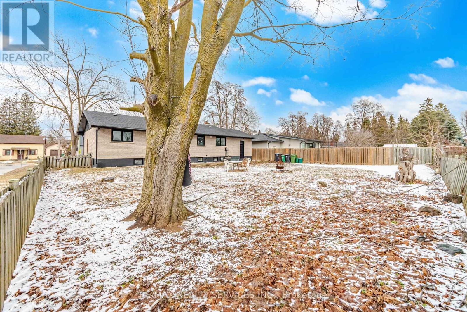 6037 Old Church Road, Caledon (Caledon East), Ontario  L7C 1H8 - Photo 49 - W12913434