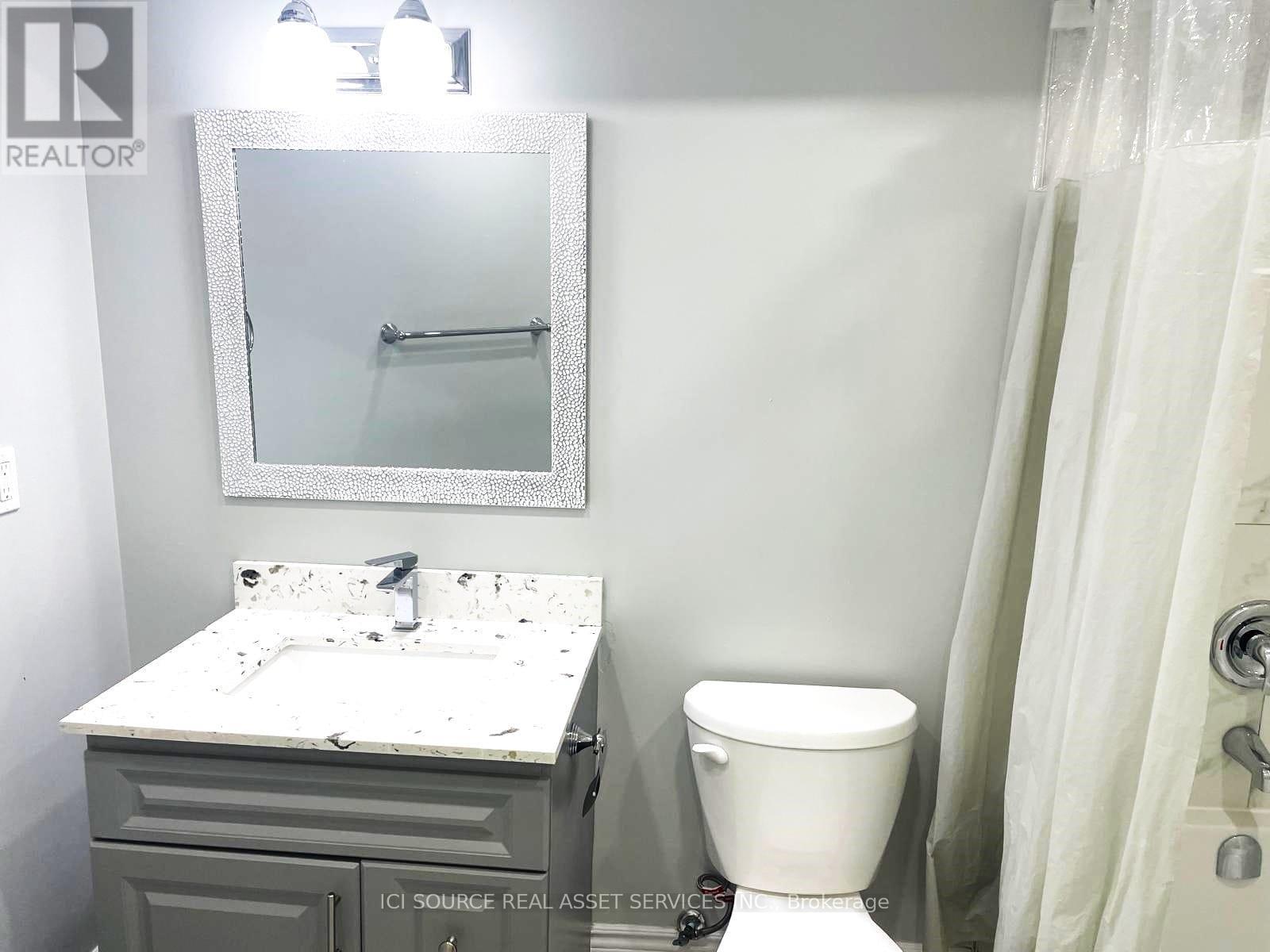 Lower - 142 Yates Drive, Milton, Ontario  L9E 1S7 - Photo 6 - W12913810