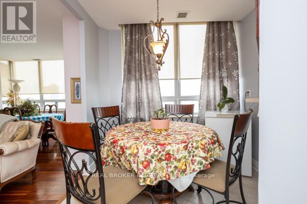 405 - 1 Belvedere Court, Brampton, Ontario  L6V 4M6 - Photo 18 - W12913858