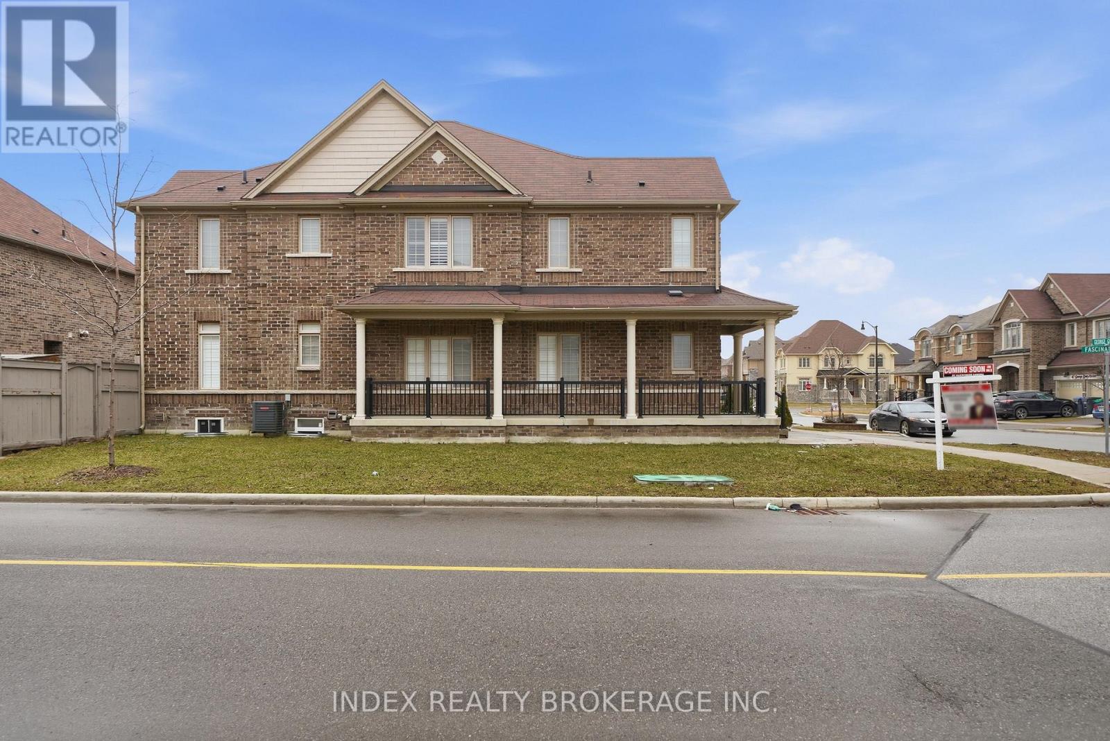 80 George Gray Drive, Brampton, Ontario  L6R 4A1 - Photo 2 - W12913860