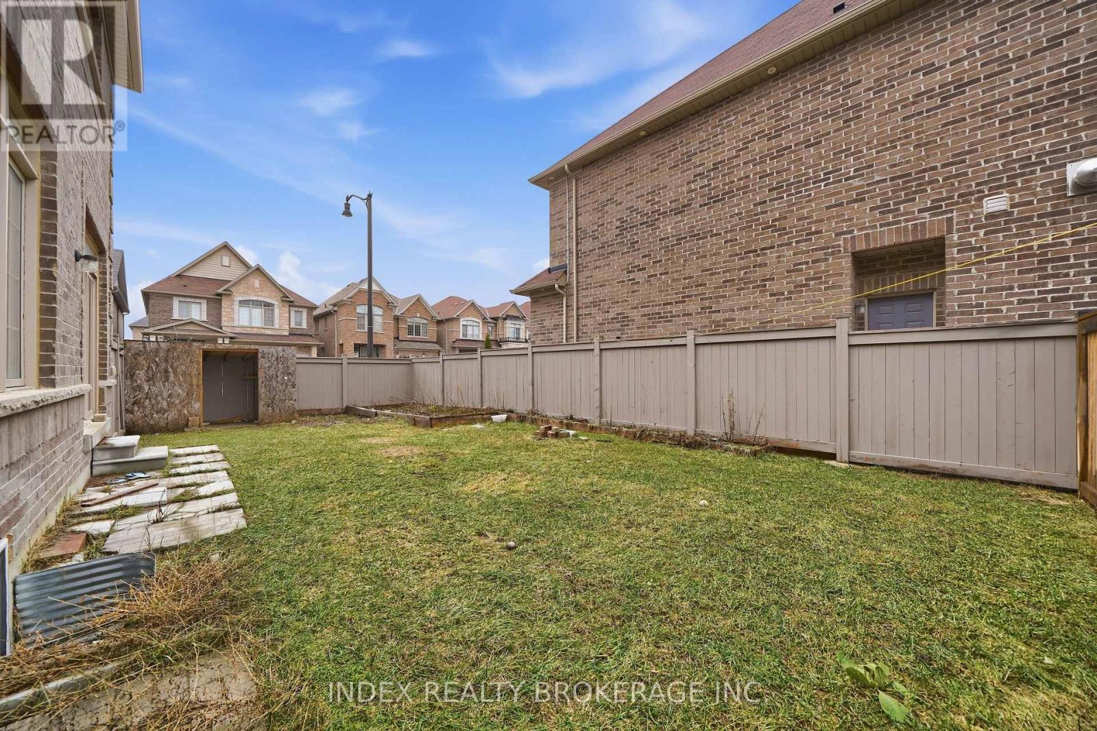 80 George Gray Drive, Brampton, Ontario  L6R 4A1 - Photo 48 - W12913860