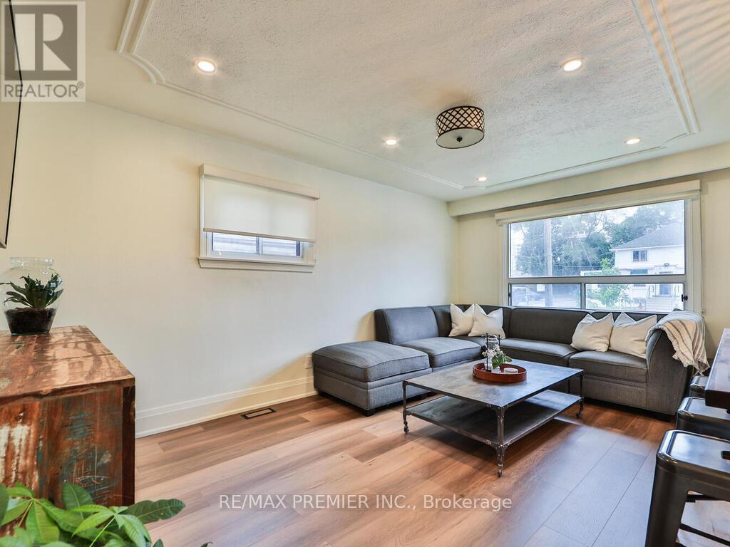 1223 Glencairn Avenue, Toronto, Ontario  M6B 2B6 - Photo 10 - W12913920