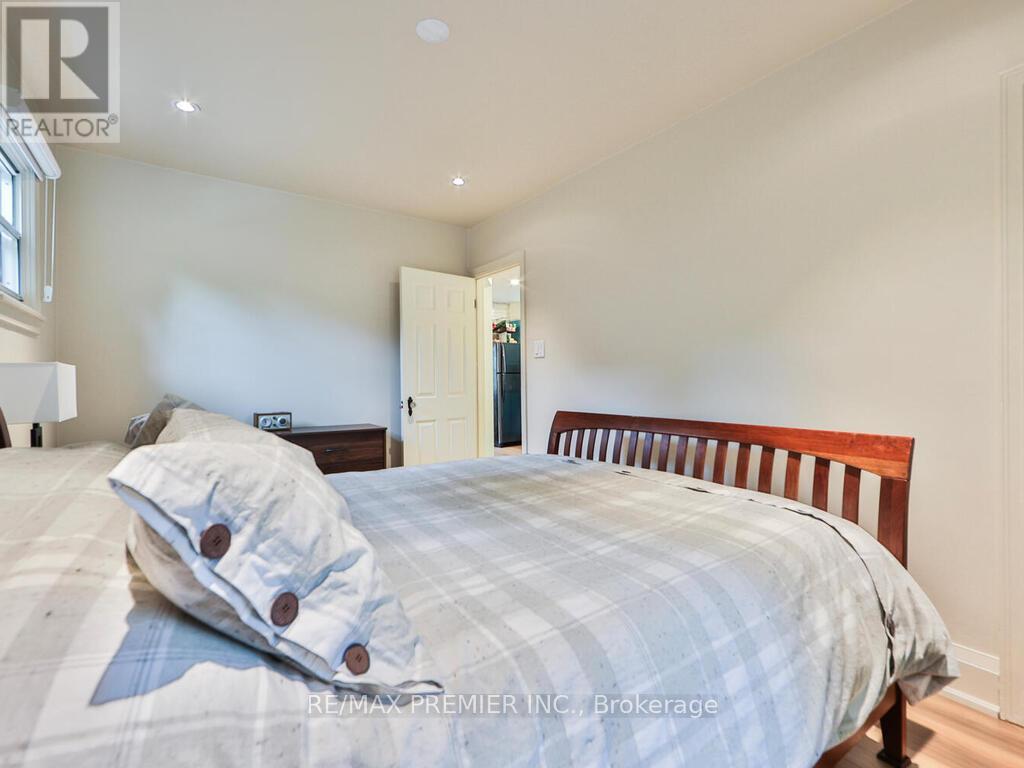 1223 Glencairn Avenue, Toronto, Ontario  M6B 2B6 - Photo 24 - W12913920