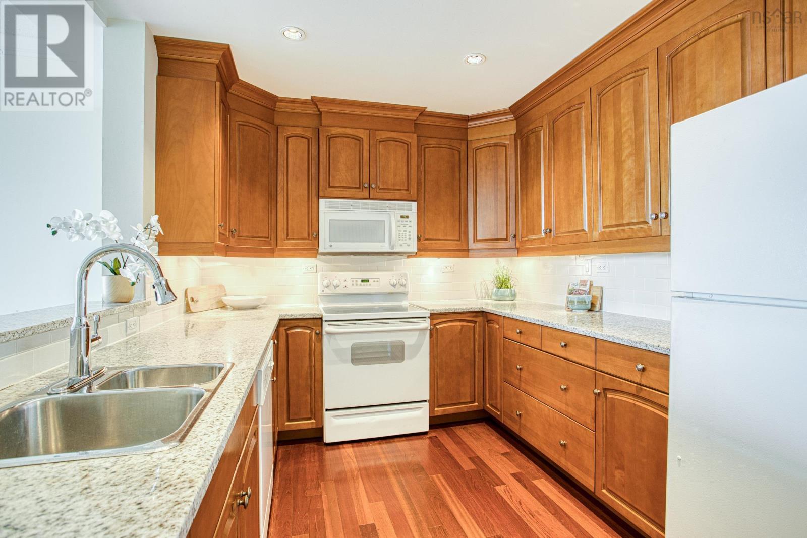 907 1550 Dresden Row, Halifax, Nova Scotia  B3J 4A2 - Photo 6 - 202605302