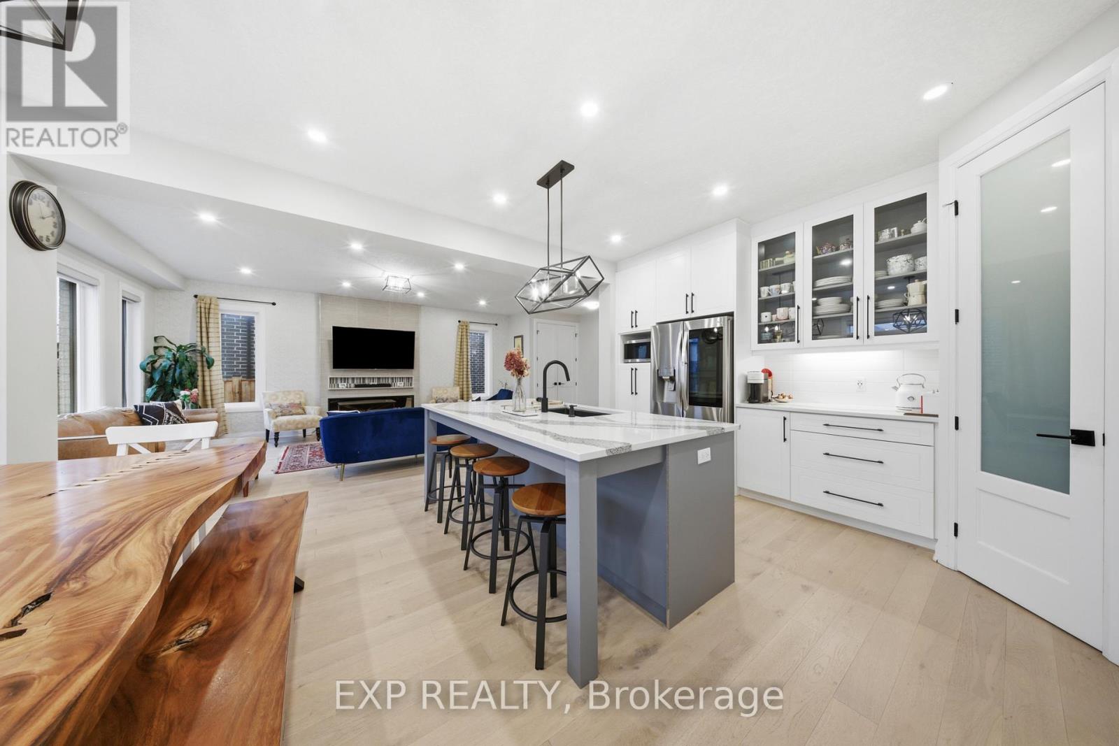 723 Wood Lily Street, Waterloo, Ontario  N2V 0E4 - Photo 16 - X12913812