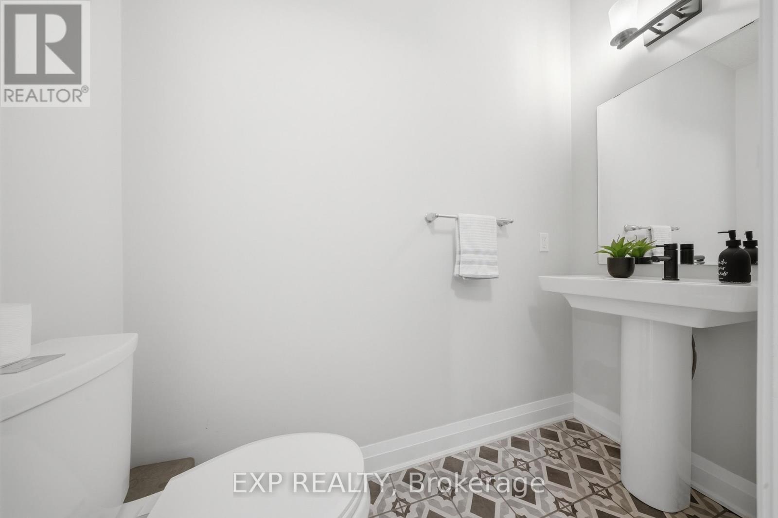 723 Wood Lily Street, Waterloo, Ontario  N2V 0E4 - Photo 21 - X12913812