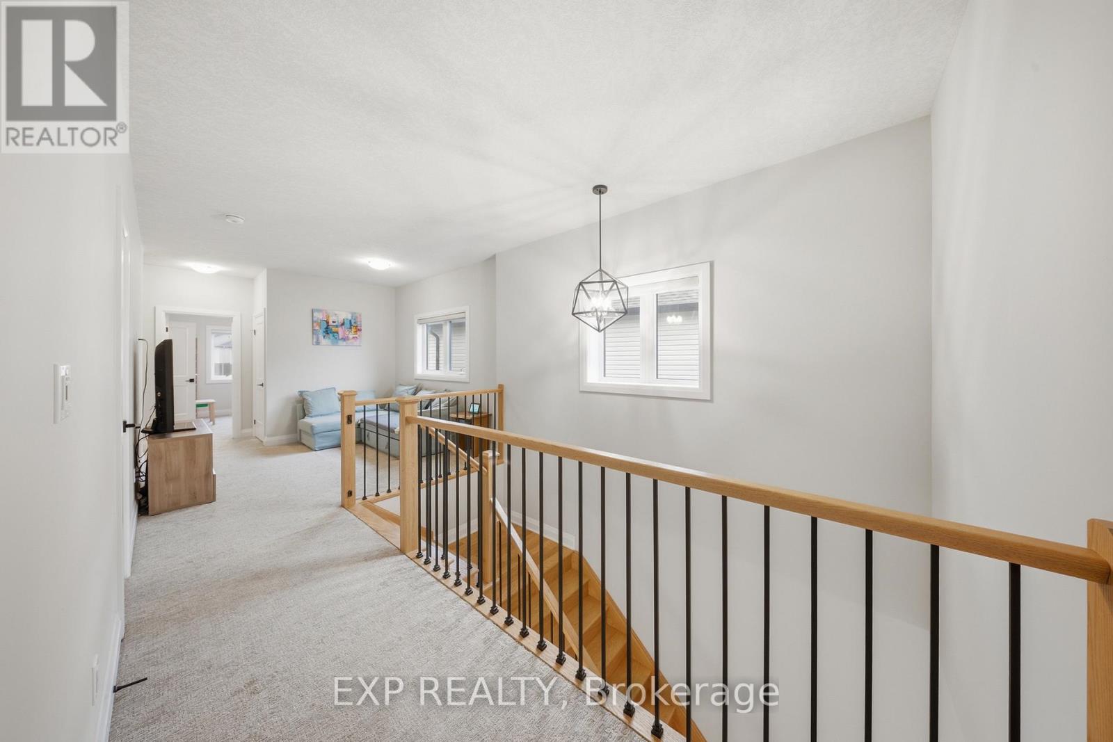 723 Wood Lily Street, Waterloo, Ontario  N2V 0E4 - Photo 23 - X12913812