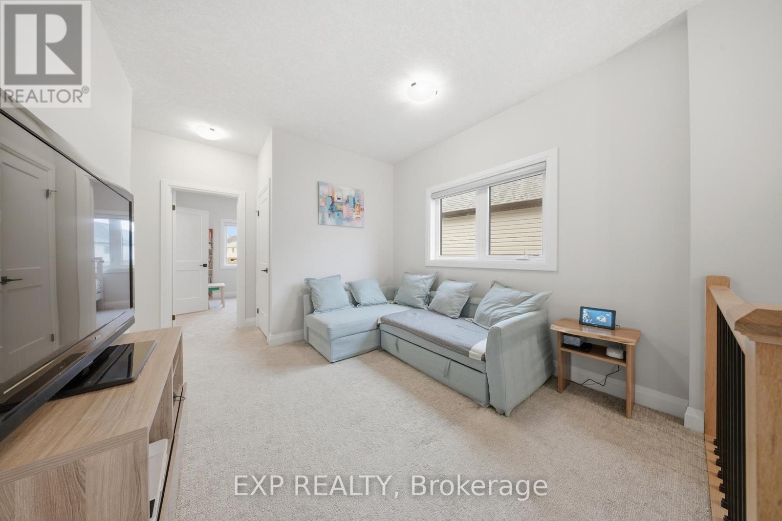 723 Wood Lily Street, Waterloo, Ontario  N2V 0E4 - Photo 24 - X12913812