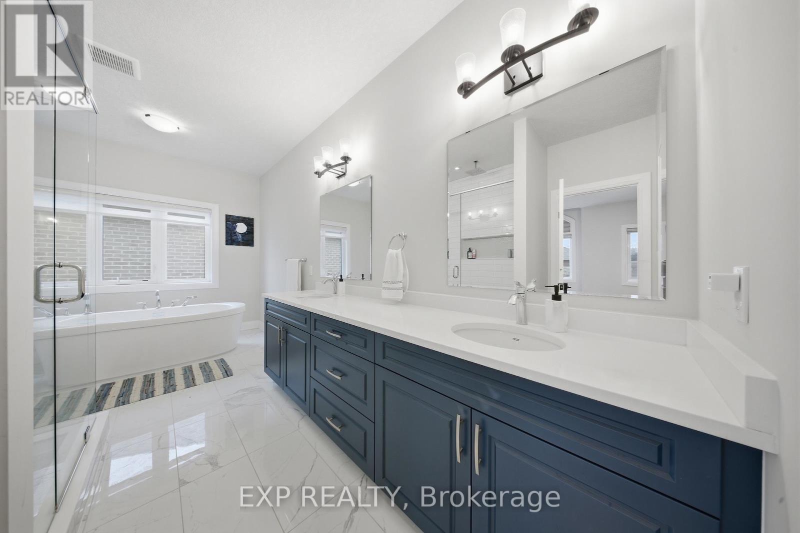 723 Wood Lily Street, Waterloo, Ontario  N2V 0E4 - Photo 36 - X12913812