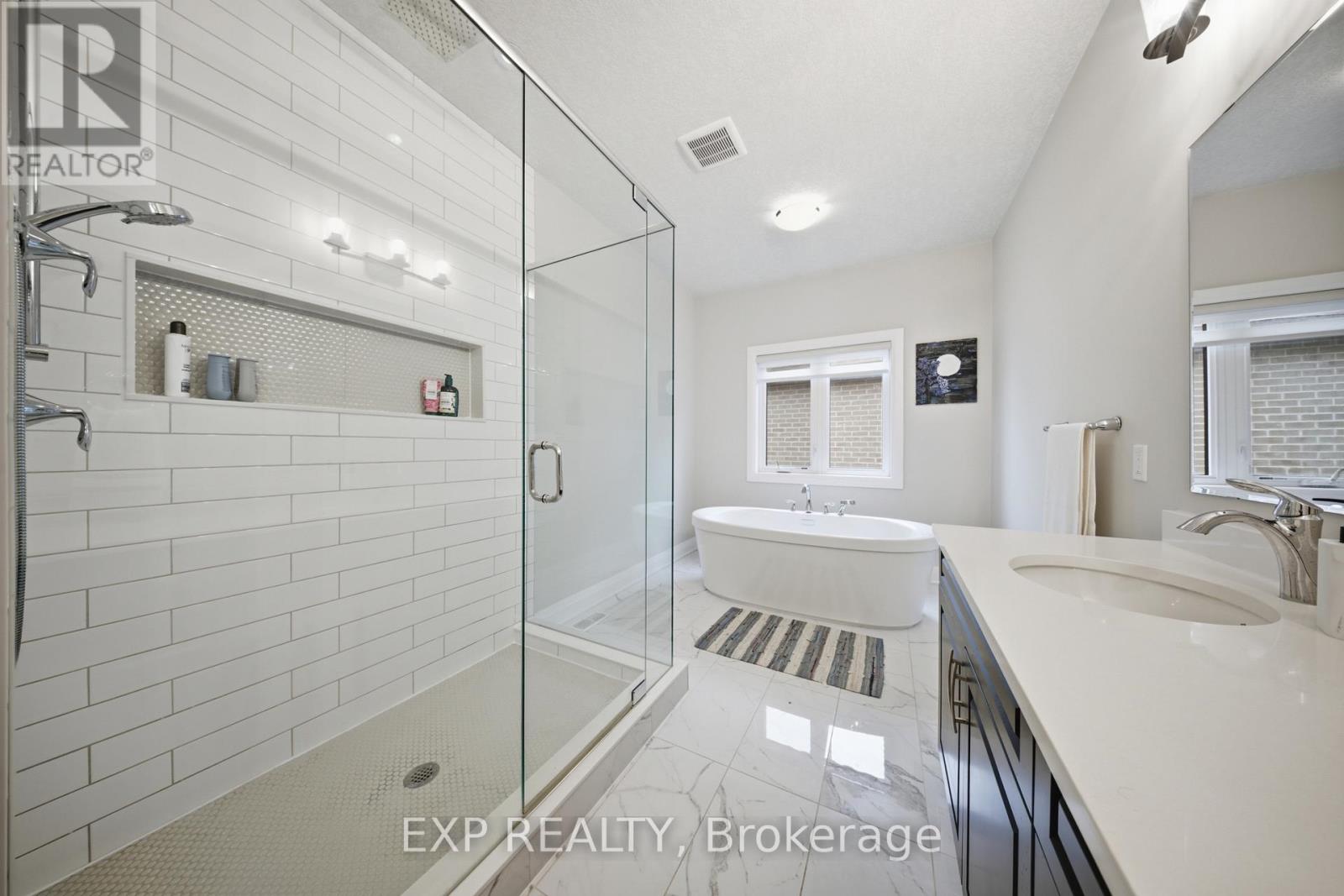 723 Wood Lily Street, Waterloo, Ontario  N2V 0E4 - Photo 37 - X12913812