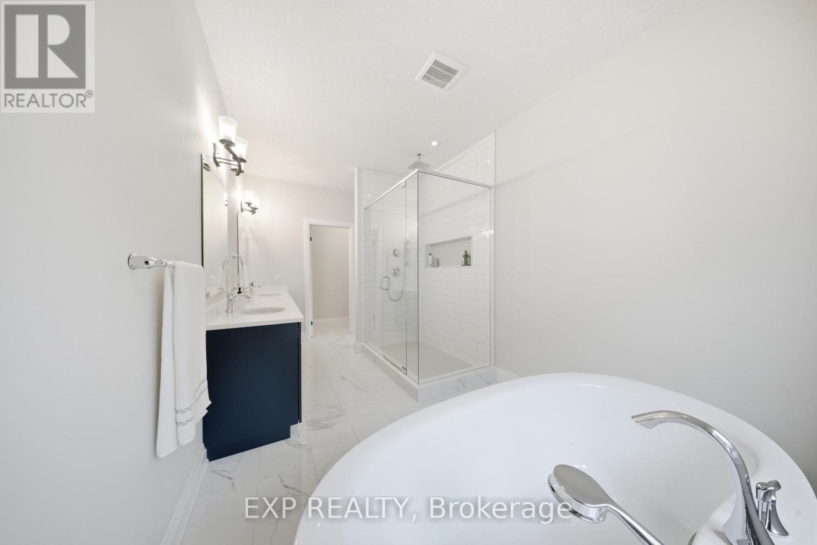 723 Wood Lily Street, Waterloo, Ontario  N2V 0E4 - Photo 39 - X12913812