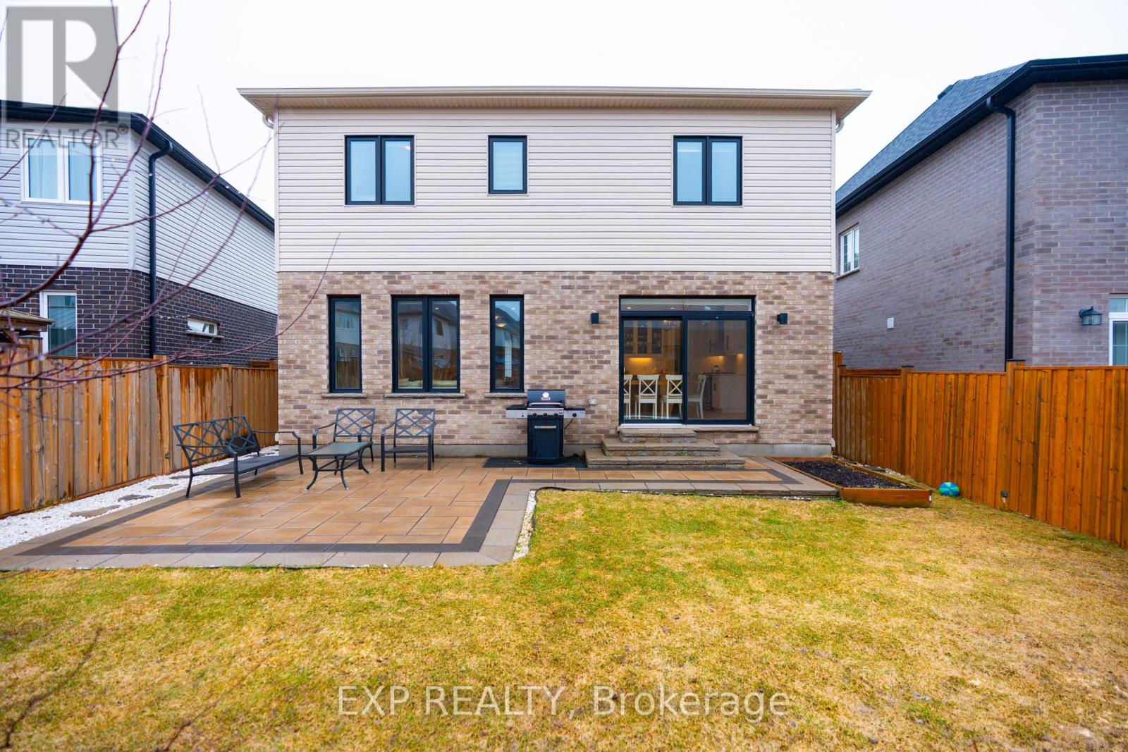 723 Wood Lily Street, Waterloo, Ontario  N2V 0E4 - Photo 42 - X12913812