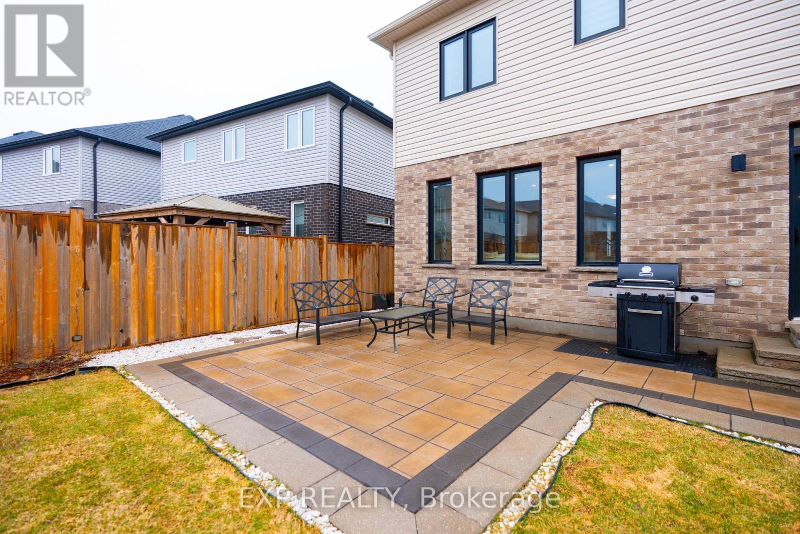 723 Wood Lily Street, Waterloo, Ontario  N2V 0E4 - Photo 45 - X12913812