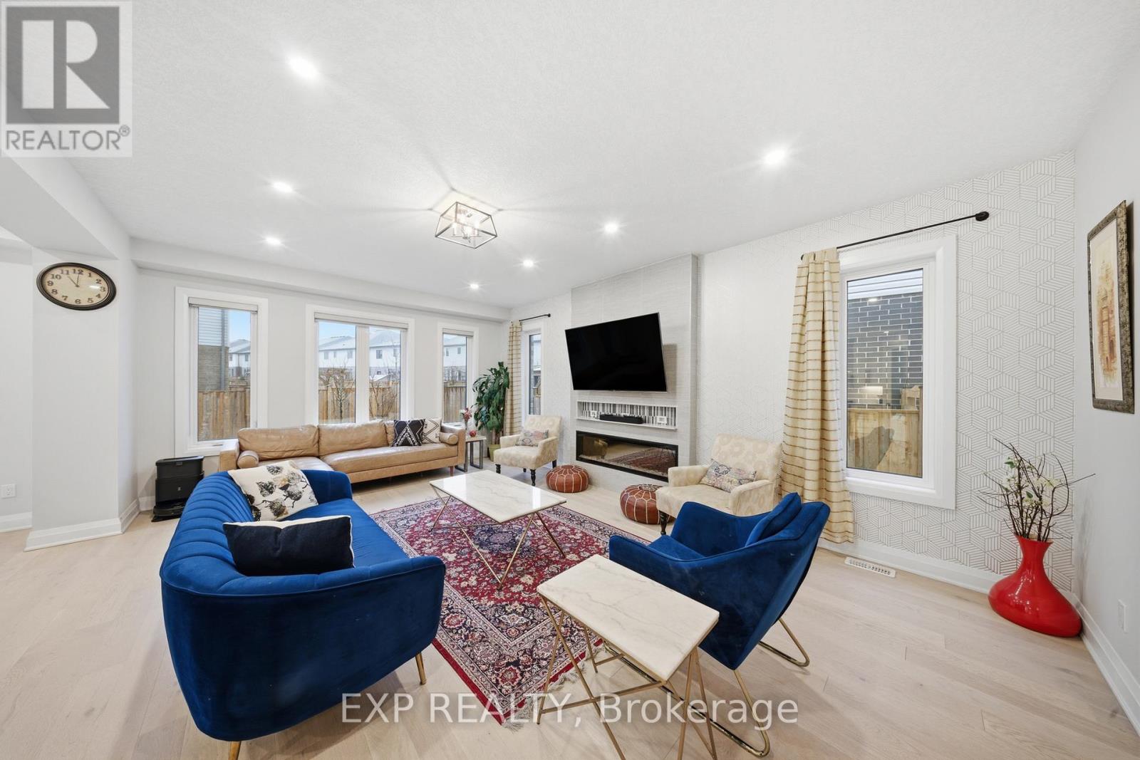 723 Wood Lily Street, Waterloo, Ontario  N2V 0E4 - Photo 8 - X12913812