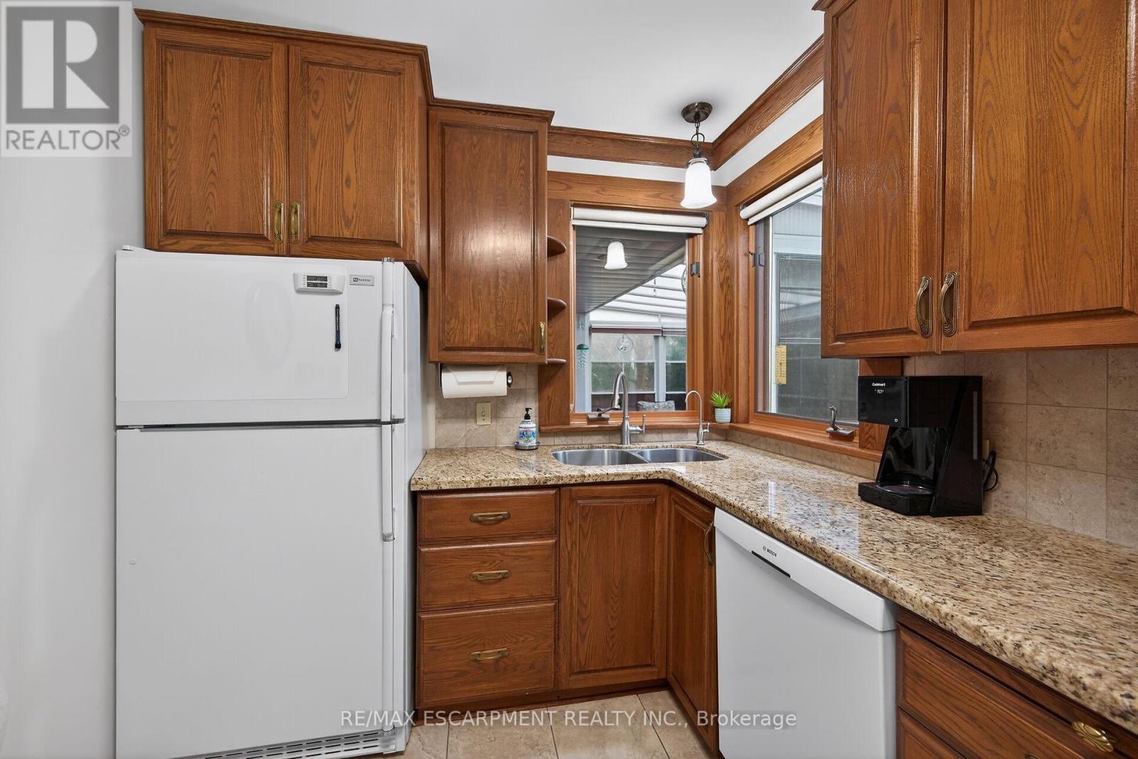 66 Arcade Crescent, Hamilton, Ontario  L9C 3H9 - Photo 13 - X12913982