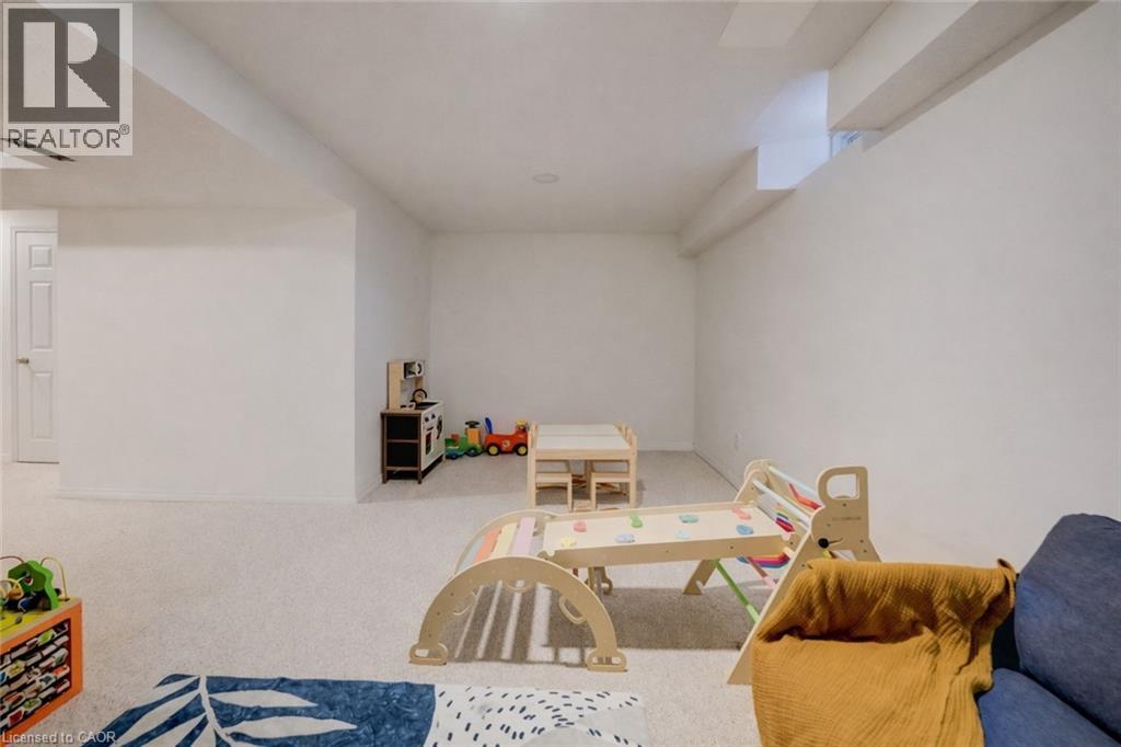 2022 Atkinson Drive Unit# 22, Burlington, Ontario  L7M 4H6 - Photo 37 - 40812719