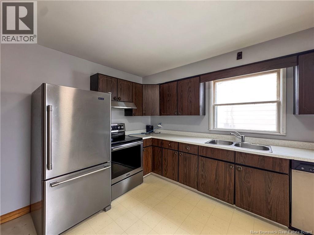 13 Stafford Street, Moncton, New Brunswick  E1C 4R3 - Photo 7 - NB135682