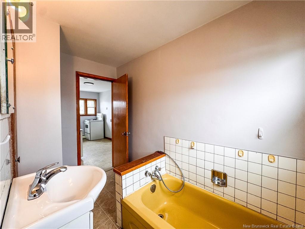 13 Stafford Street, Moncton, New Brunswick  E1C 4R3 - Photo 30 - NB135682