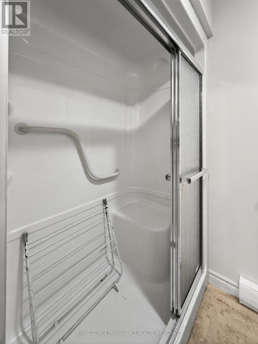 259 Fairway Hill Crescent, Kingston, Ontario  K7M 2B5 - Photo 21 - X12914026