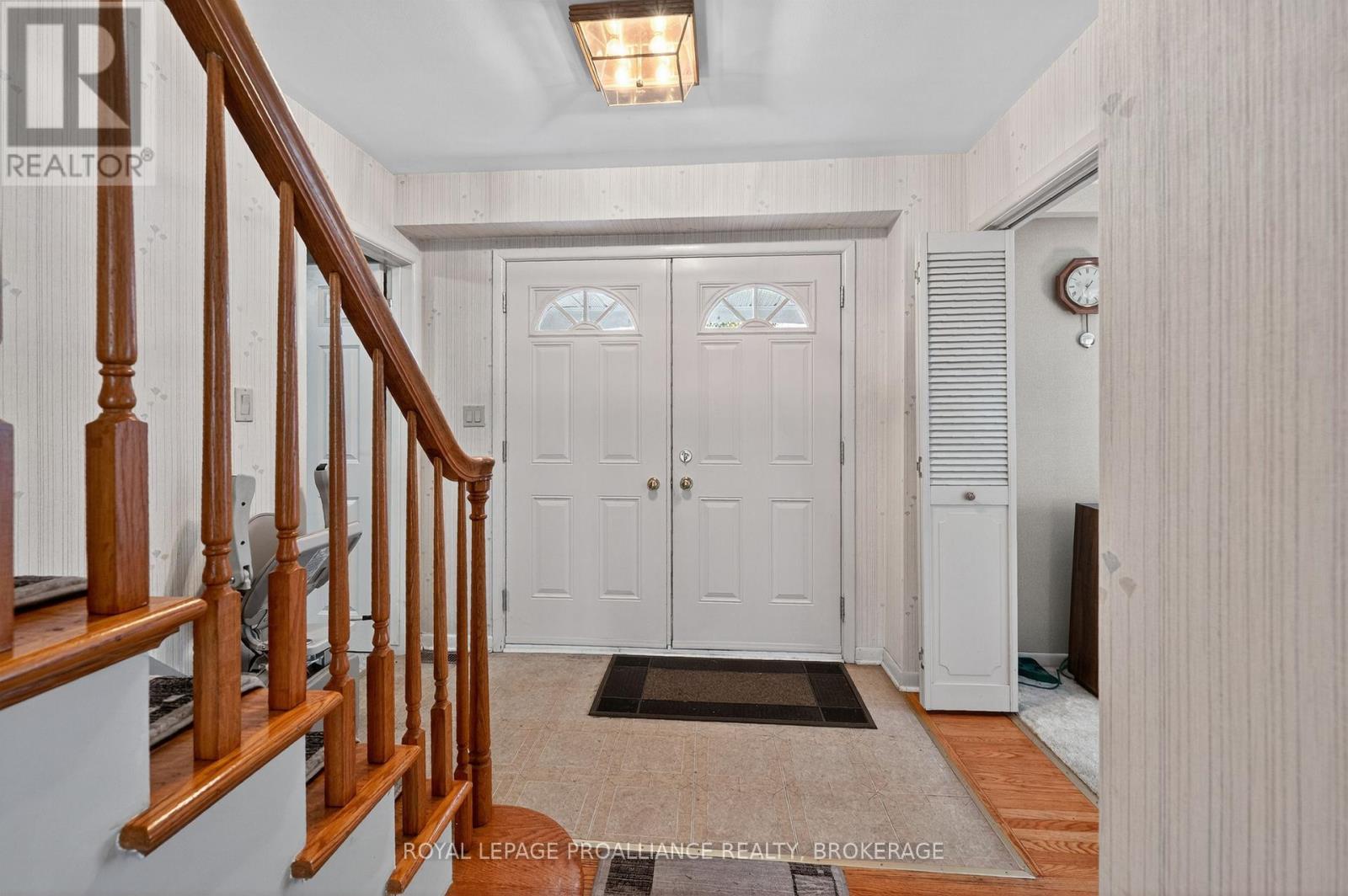 259 Fairway Hill Crescent, Kingston, Ontario  K7M 2B5 - Photo 6 - X12914026