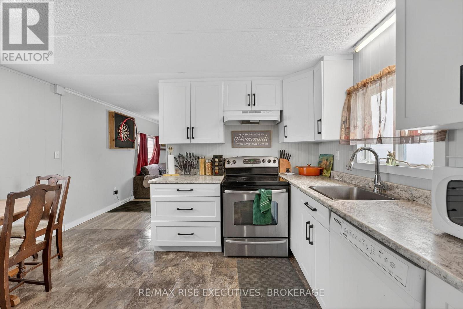 4 Cedar Street, Greater Napanee, Ontario  K7R 3L1 - Photo 10 - X12914164