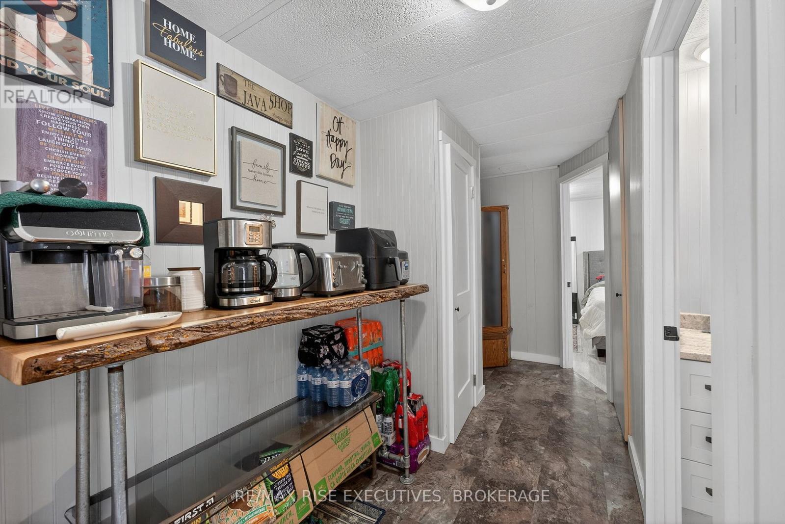 4 Cedar Street, Greater Napanee, Ontario  K7R 3L1 - Photo 13 - X12914164